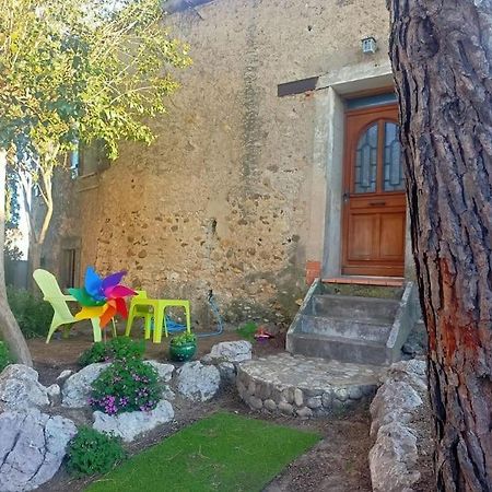 Le Clos Du Pin Thezan-les-Beziers Екстериор снимка